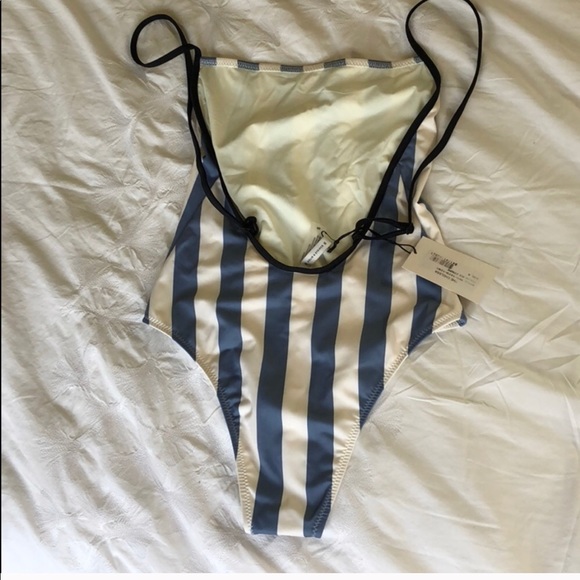 “Solid and striped”one piece swimsuit - Picture 3 of 4